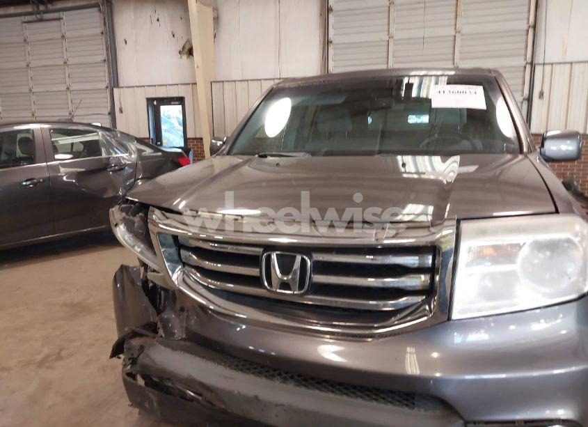 Photo 12 of 2014 Honda Pilot EX-L (VIN 5FNYF3H5XEB018484)