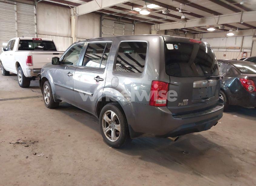 Photo 3 of 2014 Honda Pilot EX-L (VIN 5FNYF3H5XEB018484)