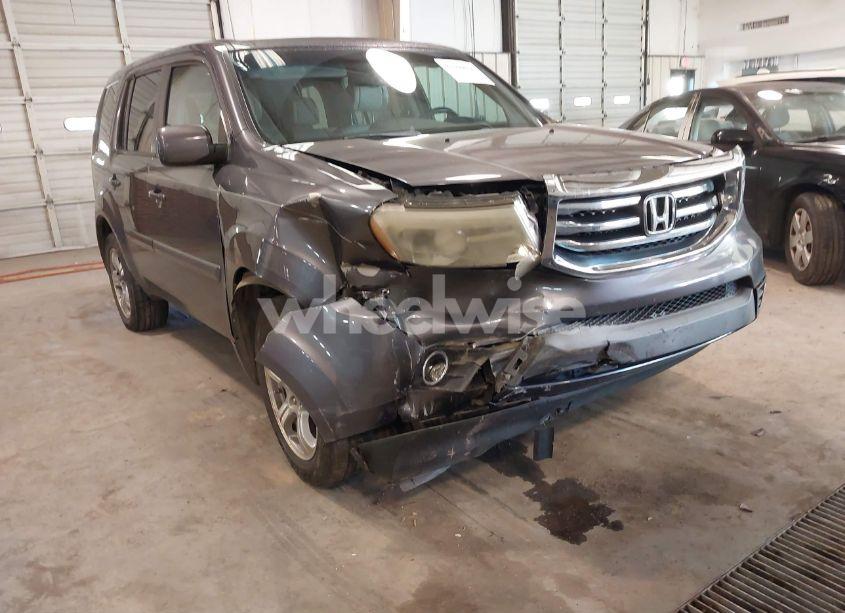 Photo 6 of 2014 Honda Pilot EX-L (VIN 5FNYF3H5XEB018484)
