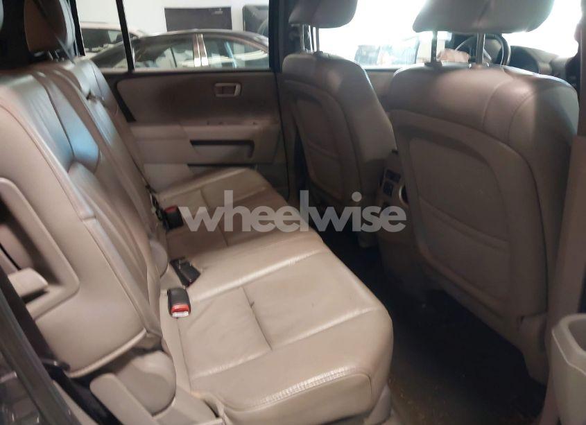 Photo 8 of 2014 Honda Pilot EX-L (VIN 5FNYF3H5XEB018484)