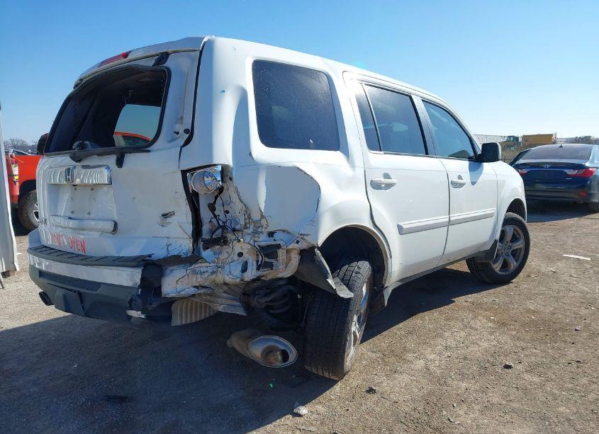 Photo 4 of 2015 Honda Pilot EX-L (VIN 5FNYF3H5XFB003730)