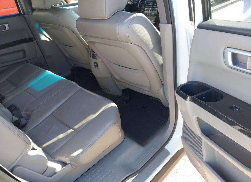 Photo 8 of 2015 Honda Pilot EX-L (VIN 5FNYF3H5XFB003730)