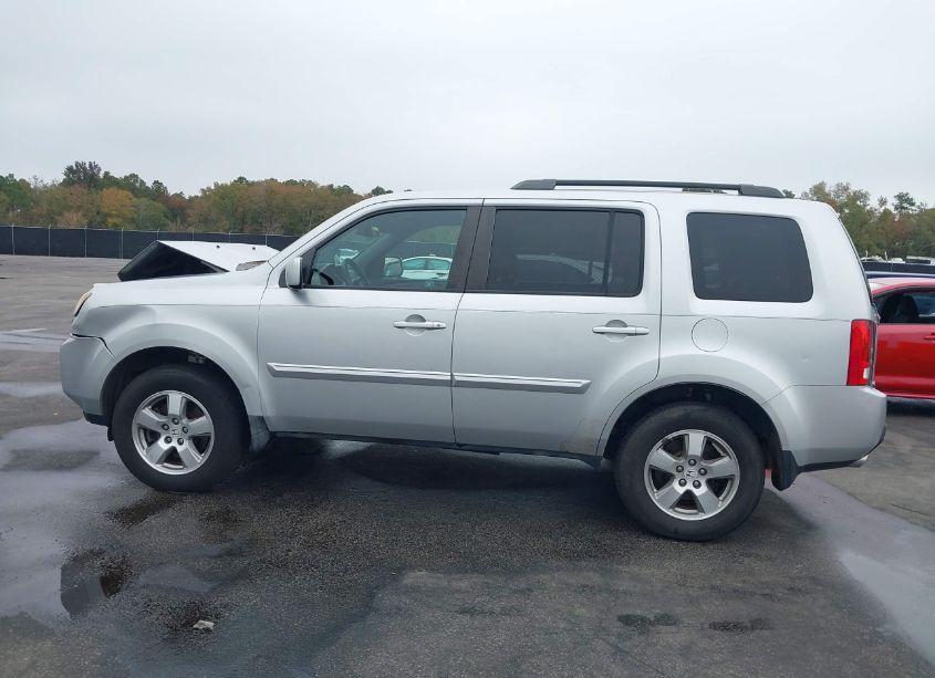 Photo 14 of 2011 Honda Pilot EX-L (VIN 5FNYF3H60BB029627)