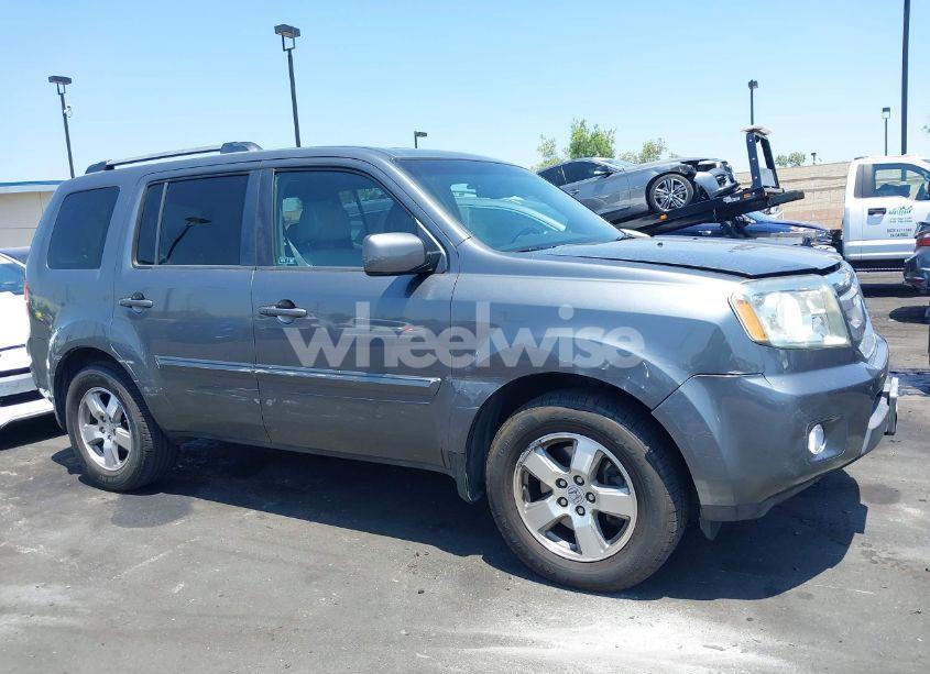 Photo 6 of 2011 Honda Pilot EX-L (VIN 5FNYF3H61BB018619)