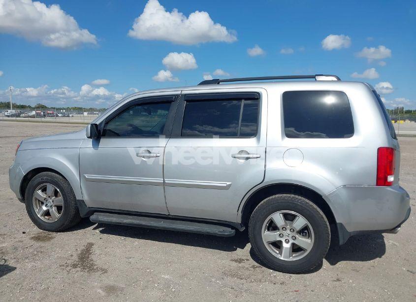 Photo 14 of 2011 Honda Pilot EX-L (VIN 5FNYF3H63BB014412)