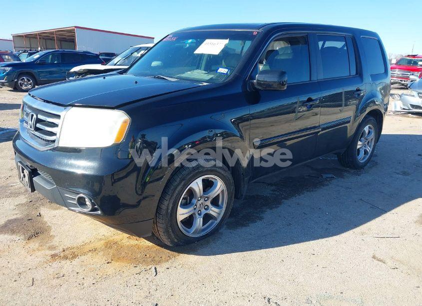 Photo 2 of 2012 Honda Pilot EX-L (VIN 5FNYF3H63CB036962)