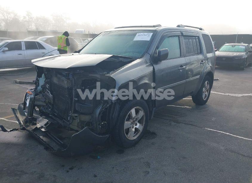 Photo 2 of 2011 Honda Pilot EX-L (VIN 5FNYF3H65BB051879)