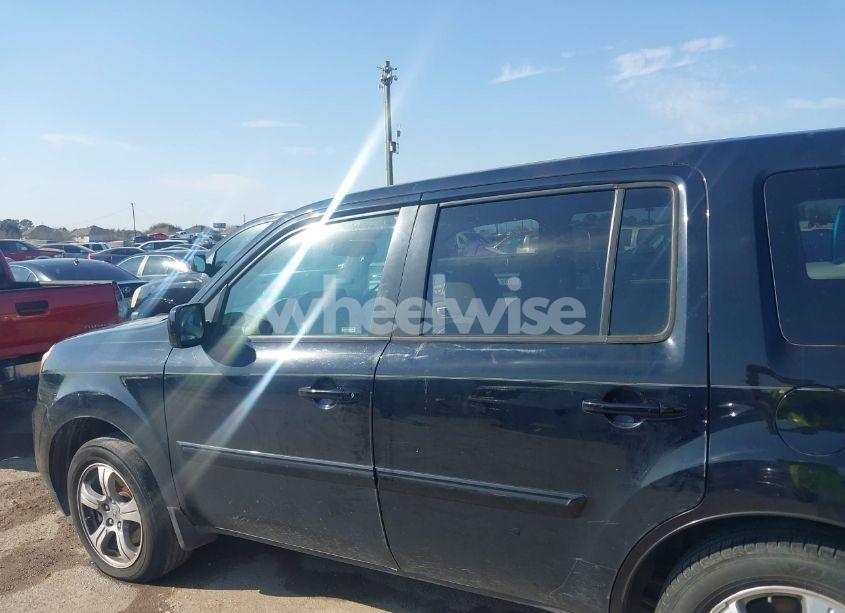 Photo 14 of 2014 Honda Pilot EX-L (VIN 5FNYF3H65EB002248)