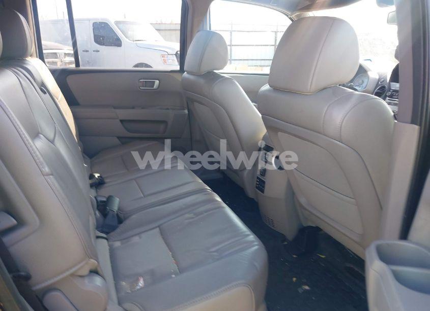 Photo 8 of 2014 Honda Pilot EX-L (VIN 5FNYF3H65EB002248)