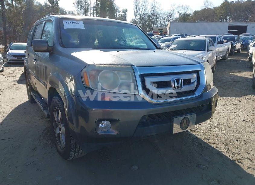 2011 Honda Pilot EX-L (VIN 5FNYF3H66BB018616) main photo