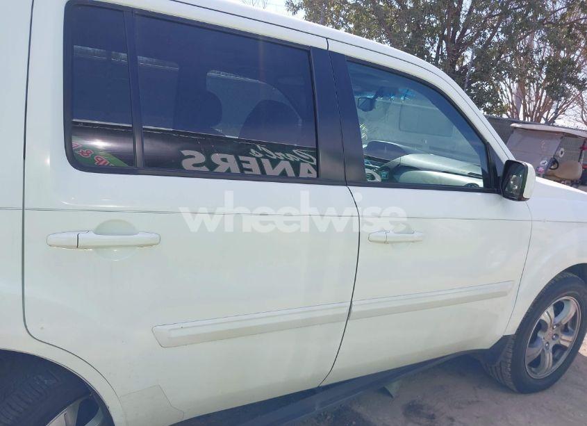 Photo 13 of 2012 Honda Pilot EX-L (VIN 5FNYF3H66CB024191)