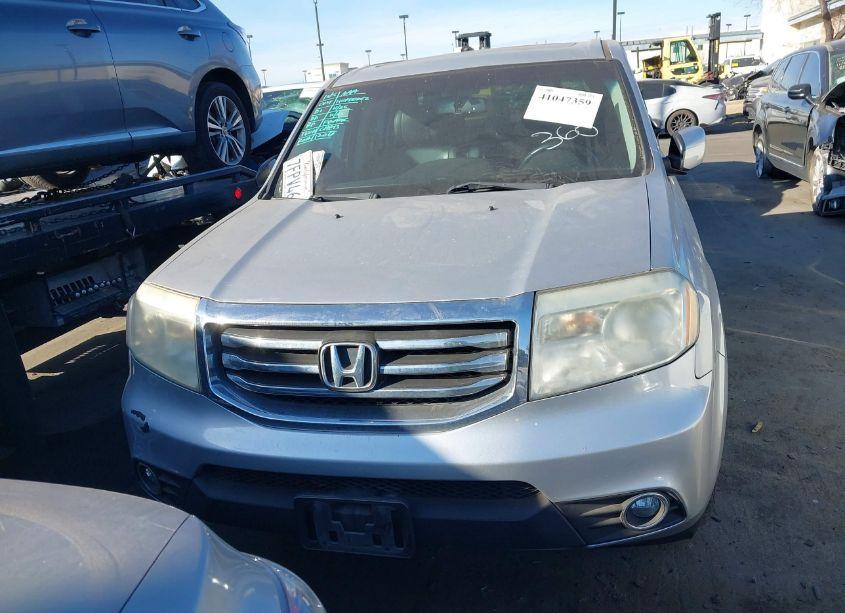 Photo 13 of 2014 Honda Pilot EX-L (VIN 5FNYF3H66EB028860)