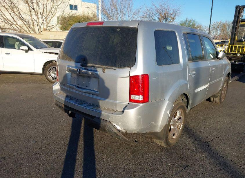 Photo 4 of 2014 Honda Pilot EX-L (VIN 5FNYF3H66EB028860)