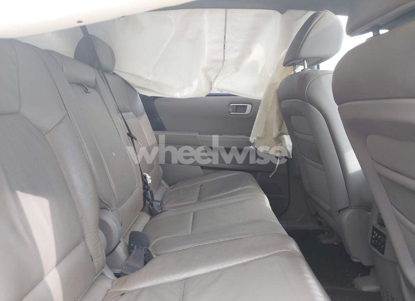 Photo 8 of 2010 Honda Pilot EX-L (VIN 5FNYF3H67AB016775)