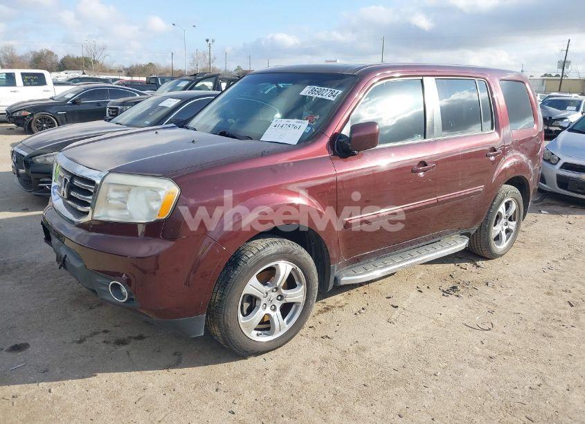 Photo 2 of 2012 Honda Pilot EX-L (VIN 5FNYF3H68CB035581)