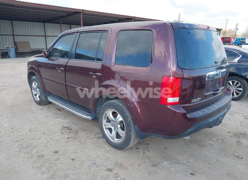 Photo 3 of 2012 Honda Pilot EX-L (VIN 5FNYF3H68CB035581)