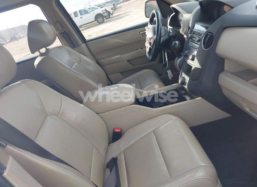 Photo 5 of 2012 Honda Pilot EX-L (VIN 5FNYF3H68CB035581)