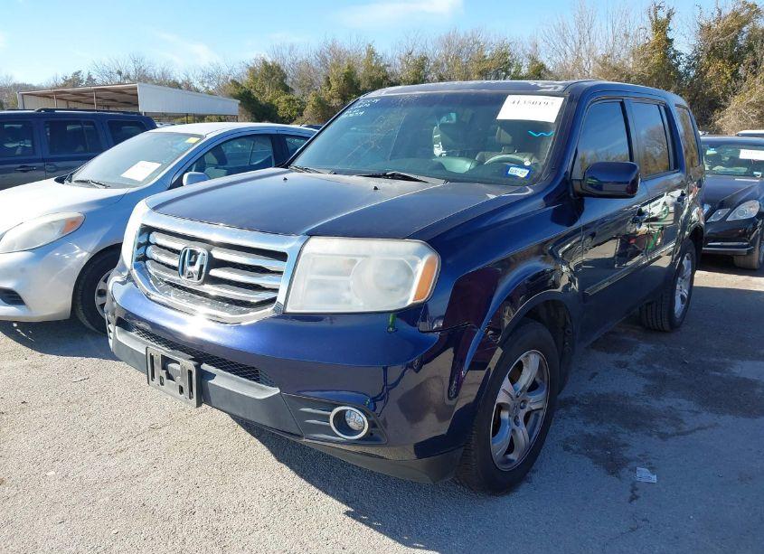 Photo 2 of 2013 Honda Pilot EX-L (VIN 5FNYF3H69DB039365)