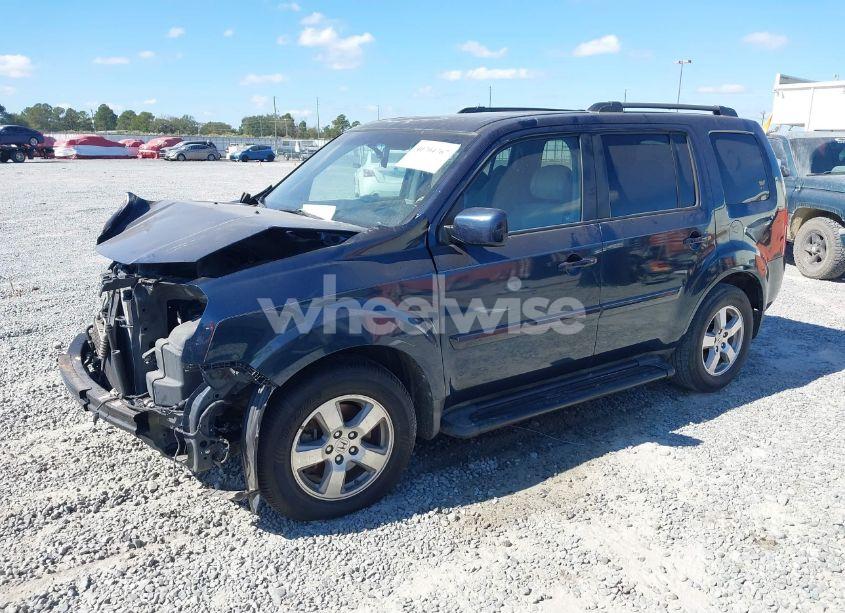Photo 2 of 2011 Honda Pilot EX-L (VIN 5FNYF3H6XBB003603)