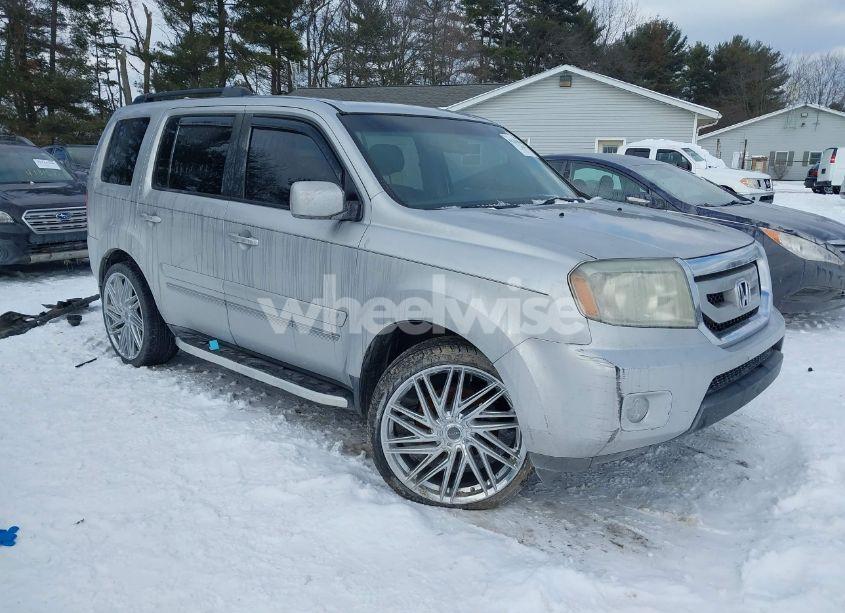 2011 Honda Pilot EX-L (VIN 5FNYF3H6XBB041672) main photo