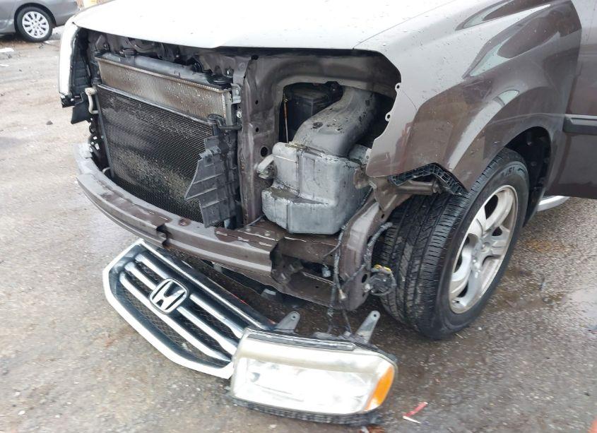 Photo 6 of 2012 Honda Pilot EX-L (VIN 5FNYF3H6XCB029216)