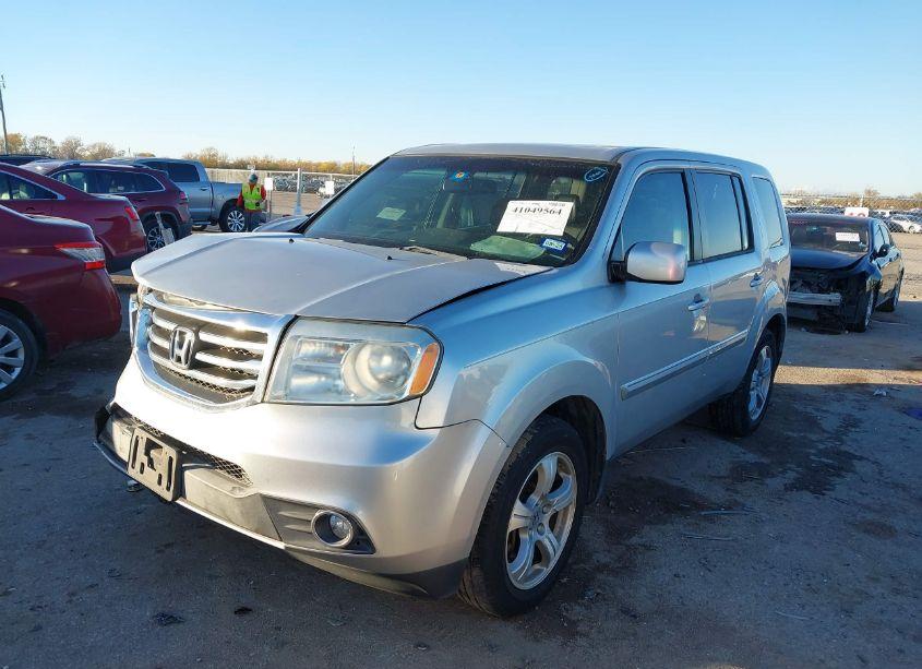 Photo 2 of 2012 Honda Pilot EX-L (VIN 5FNYF3H70CB041271)