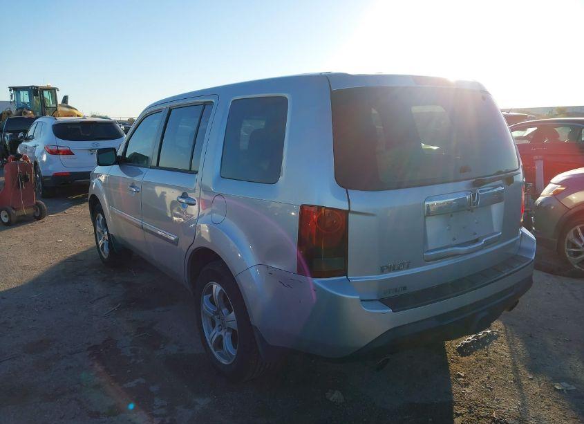 Photo 3 of 2012 Honda Pilot EX-L (VIN 5FNYF3H70CB041271)