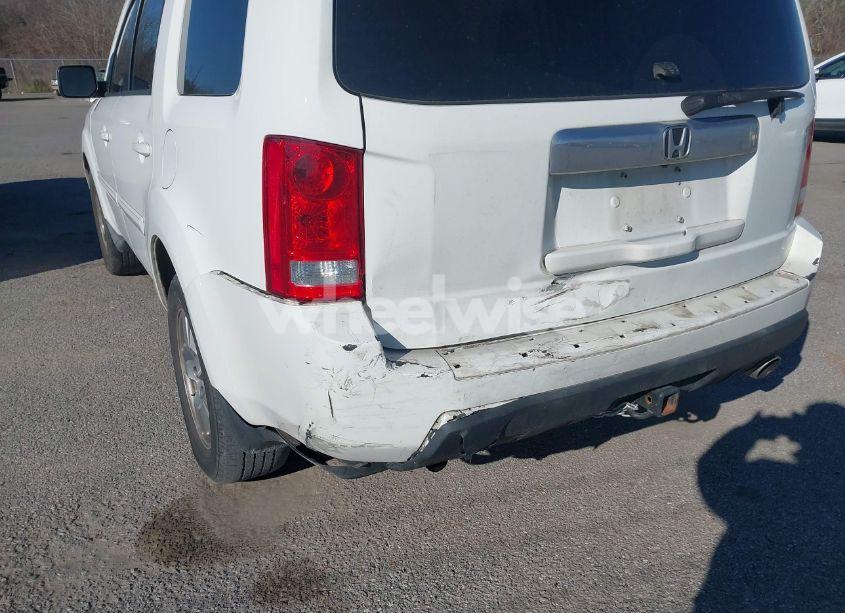 Photo 6 of 2011 Honda Pilot EX-L (VIN 5FNYF3H71BB002851)