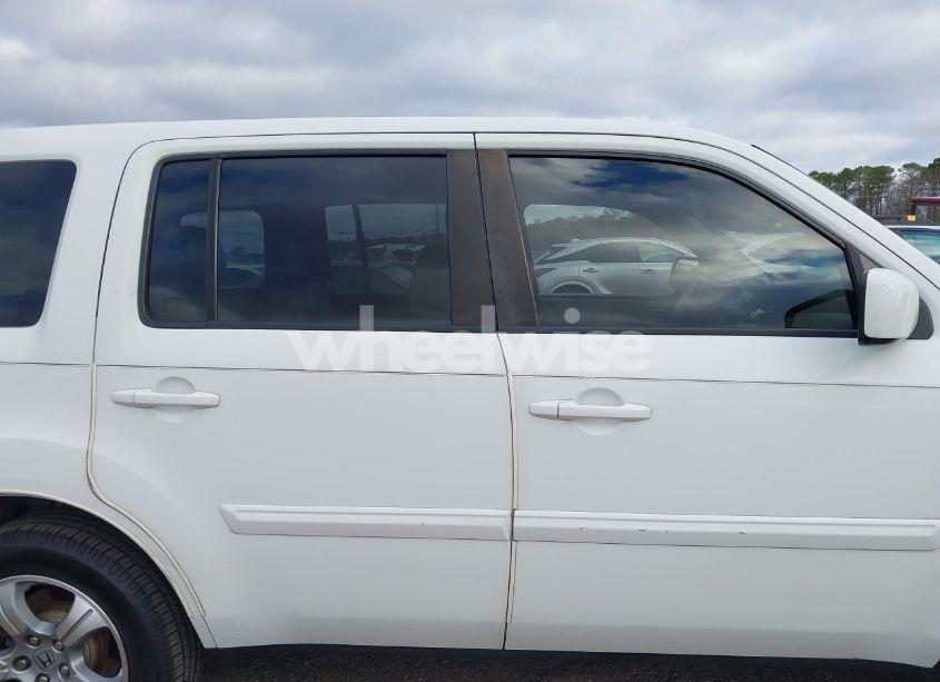 Photo 13 of 2012 Honda Pilot EX-L (VIN 5FNYF3H71CB043160)