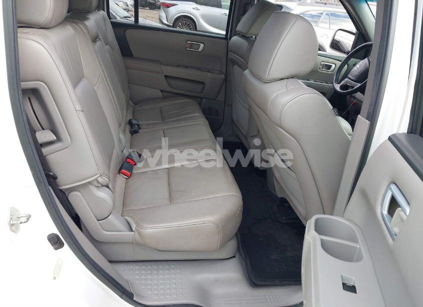 Photo 8 of 2012 Honda Pilot EX-L (VIN 5FNYF3H71CB043160)