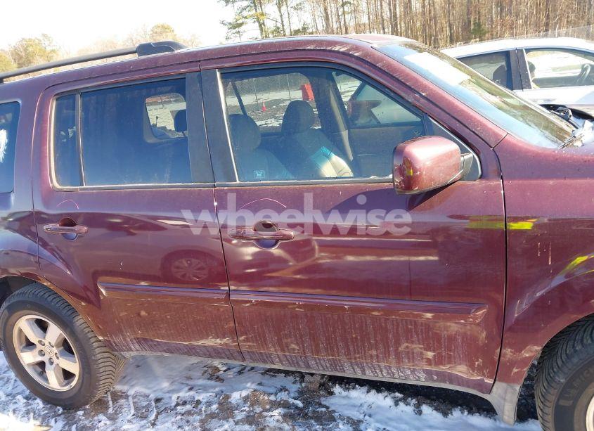 Photo 13 of 2011 Honda Pilot EX-L (VIN 5FNYF3H72BB009825)