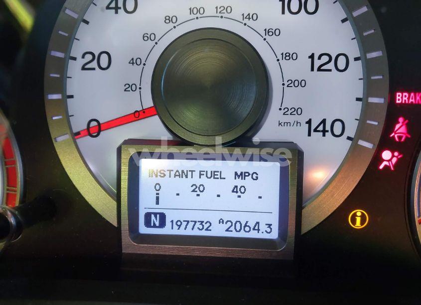 Photo 15 of 2011 Honda Pilot EX-L (VIN 5FNYF3H72BB009825)