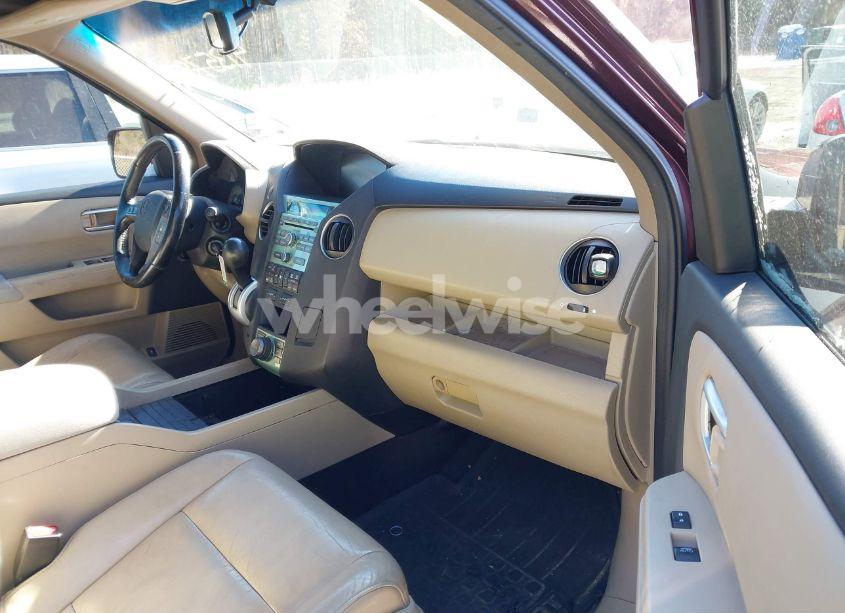 Photo 5 of 2011 Honda Pilot EX-L (VIN 5FNYF3H72BB009825)