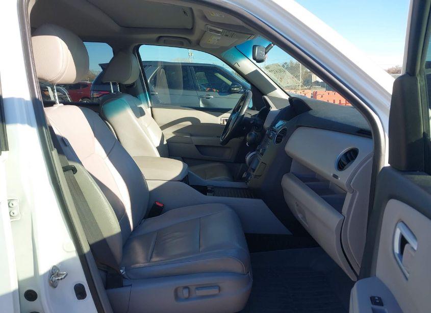 Photo 5 of 2015 Honda Pilot EX-L (VIN 5FNYF3H72FB006042)