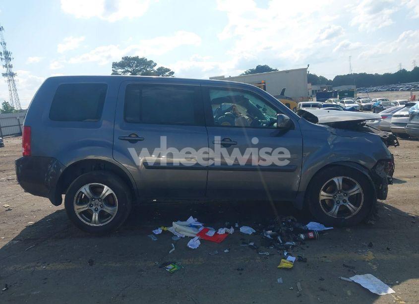 Photo 13 of 2015 Honda Pilot EX-L (VIN 5FNYF3H76FB005735)