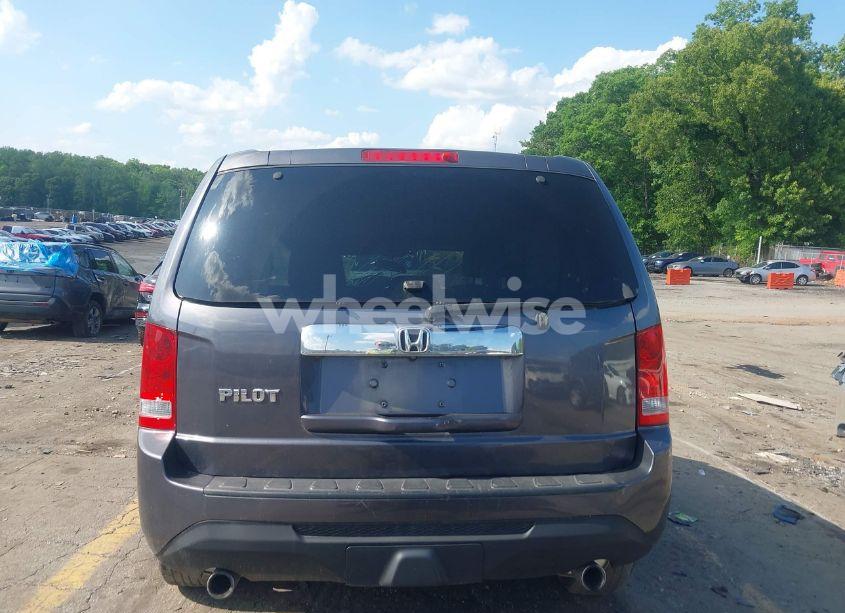 Photo 16 of 2015 Honda Pilot EX-L (VIN 5FNYF3H76FB005735)