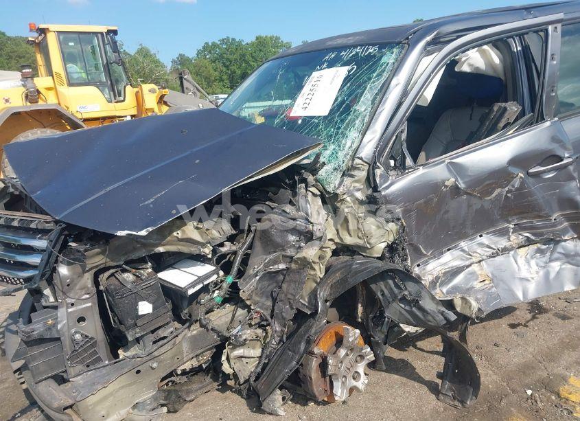 Photo 6 of 2015 Honda Pilot EX-L (VIN 5FNYF3H76FB005735)