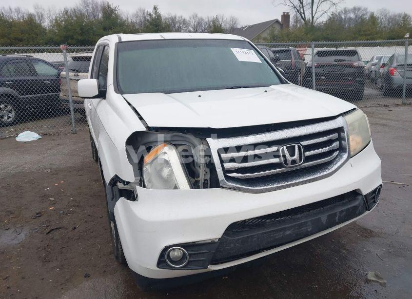 2014 Honda Pilot EX-L (VIN 5FNYF3H79EB024357) main photo