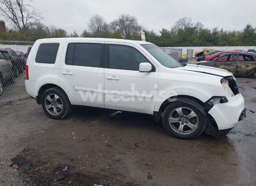 Photo 13 of 2014 Honda Pilot EX-L (VIN 5FNYF3H79EB024357)