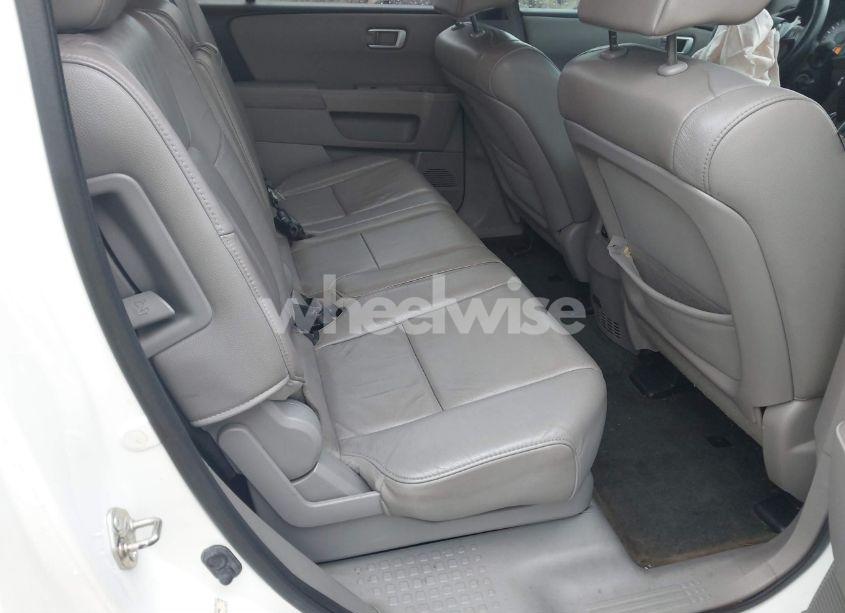 Photo 8 of 2014 Honda Pilot EX-L (VIN 5FNYF3H79EB024357)