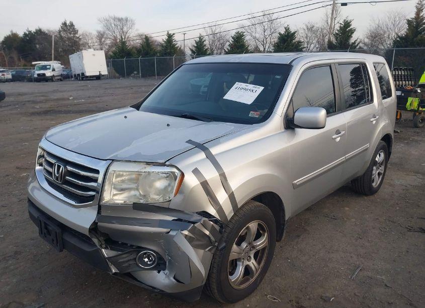 Photo 2 of 2012 Honda Pilot EX-L (VIN 5FNYF3H7XCB044274)