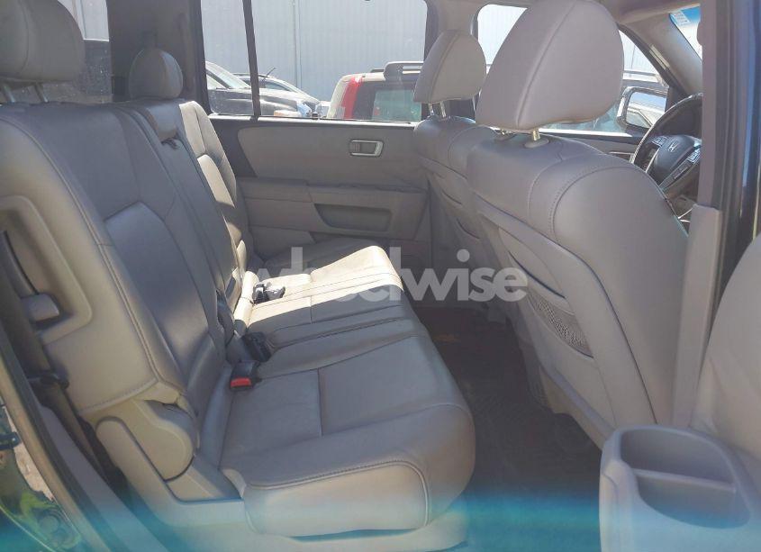 Photo 8 of 2010 Honda Pilot TOURING (VIN 5FNYF3H84AB022700)