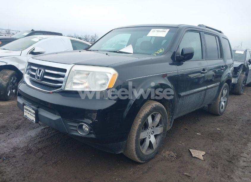 Photo 2 of 2012 Honda Pilot TOURING (VIN 5FNYF3H90CB035343)