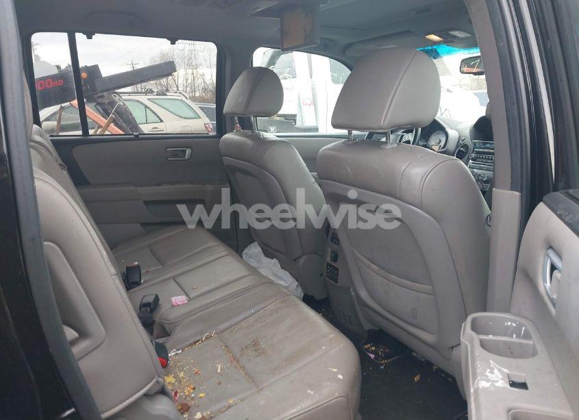 Photo 8 of 2012 Honda Pilot TOURING (VIN 5FNYF3H90CB035343)