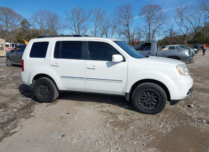 Photo 13 of 2013 Honda Pilot TOURING (VIN 5FNYF3H90DB030631)