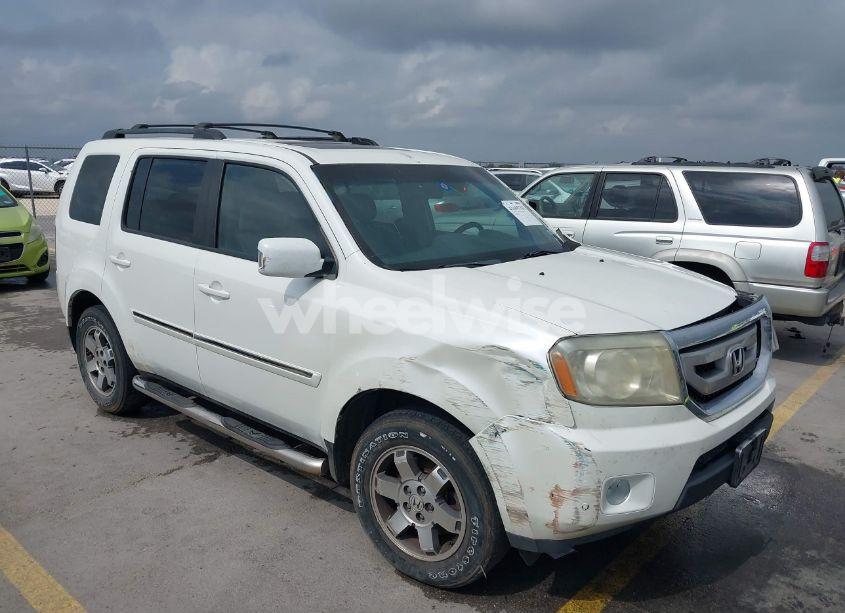 2011 Honda Pilot TOURING (VIN 5FNYF3H91BB025693) main photo