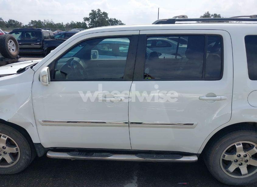 Photo 14 of 2011 Honda Pilot TOURING (VIN 5FNYF3H91BB025693)