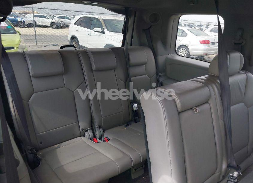 Photo 8 of 2011 Honda Pilot TOURING (VIN 5FNYF3H91BB025693)