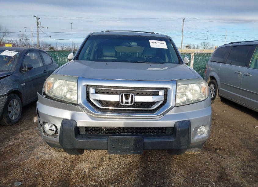 Photo 12 of 2011 Honda Pilot TOURING (VIN 5FNYF3H91BB030831)