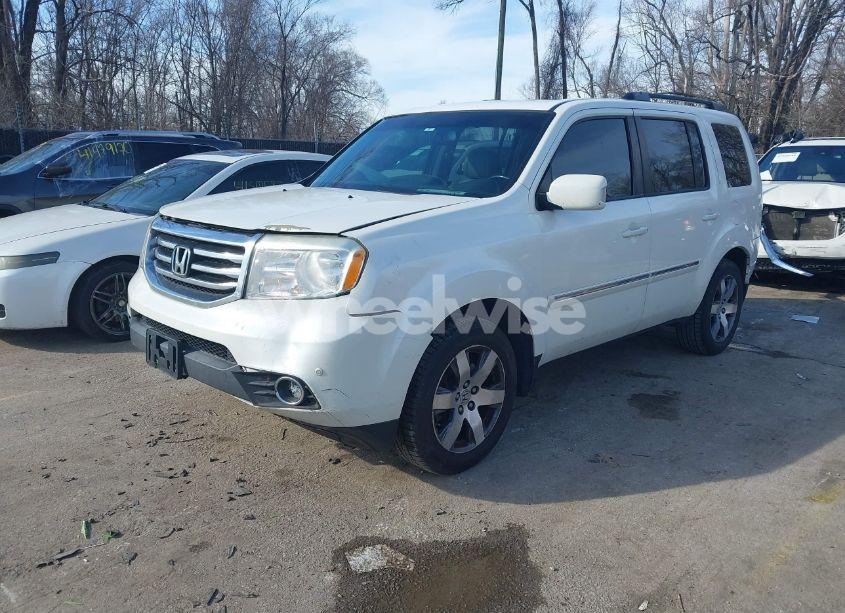 Photo 2 of 2013 Honda Pilot TOURING (VIN 5FNYF3H91DB019489)